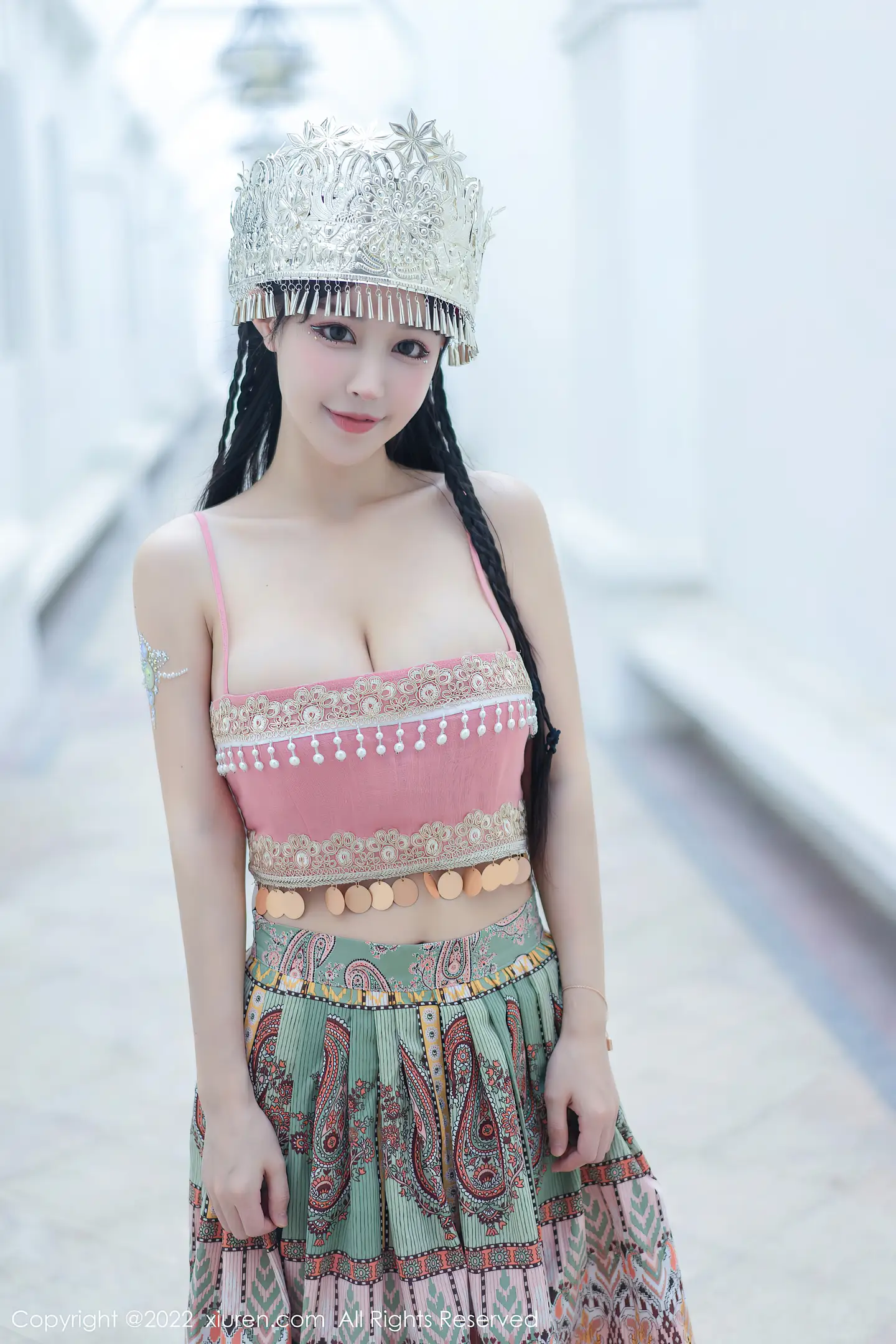 图片[2]-[XiuRen秀人网] VOL.5615 女神朱可儿Flora民族服饰装扮性感粉色吊带露傲人豪乳诱惑写真70P-秀人网官方网站